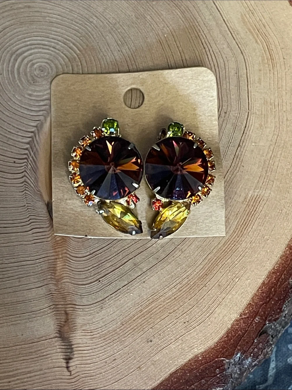 Vintage Juliana Style Rhinestone Clip On Earrings Purple Orange Rivoli